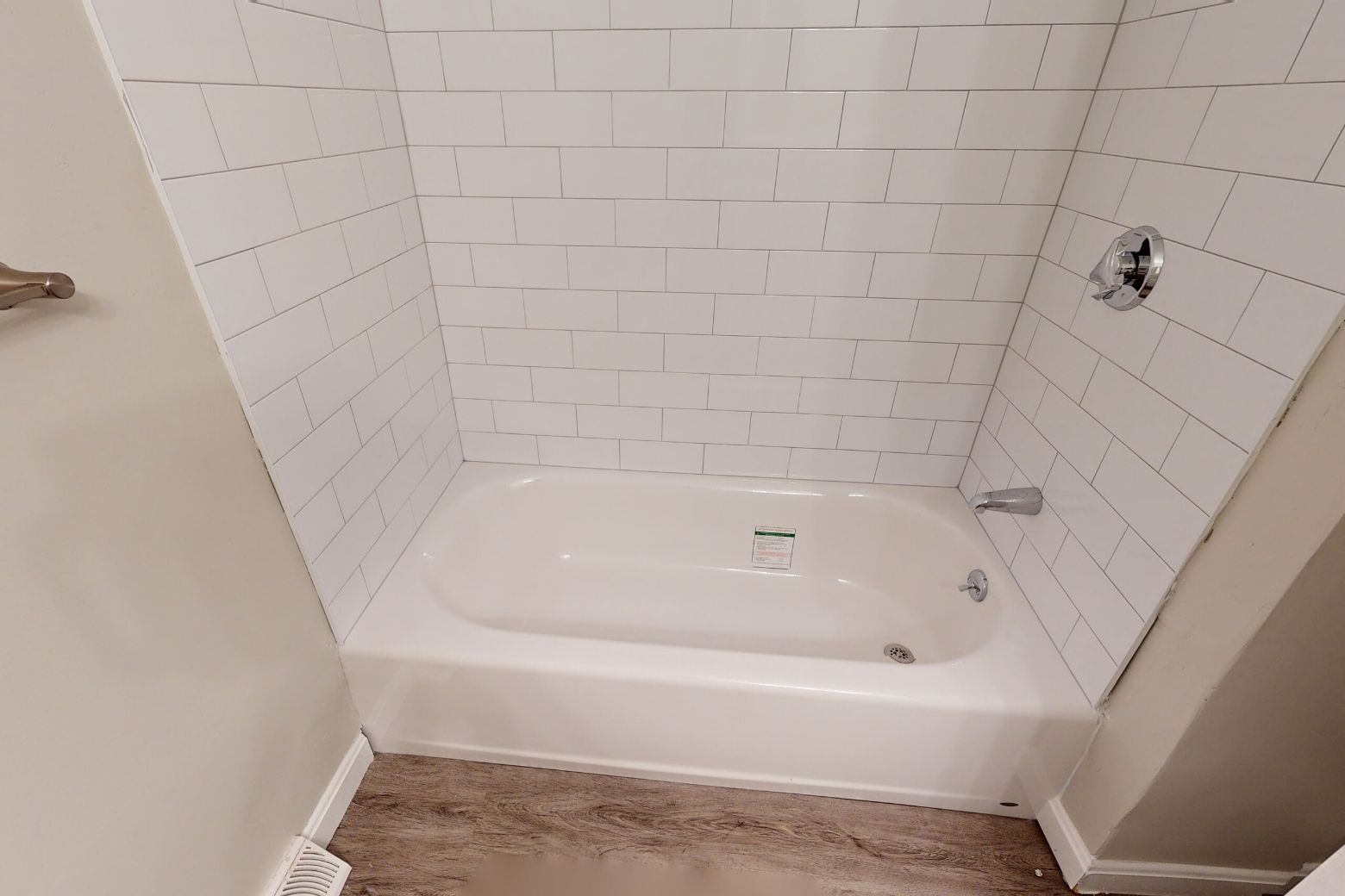 Bathtub Refinishing: Process, Cost, and Is it Worth It?