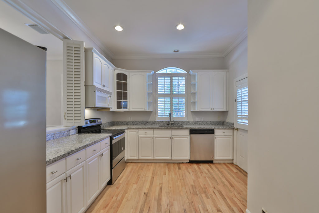After Tampa kitchen remodel by Curbio