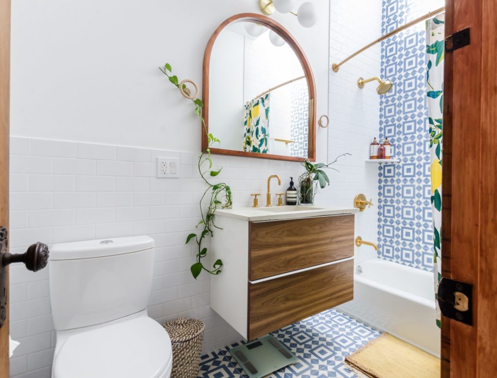 bathroom design ideas for homeowners preparing to sell