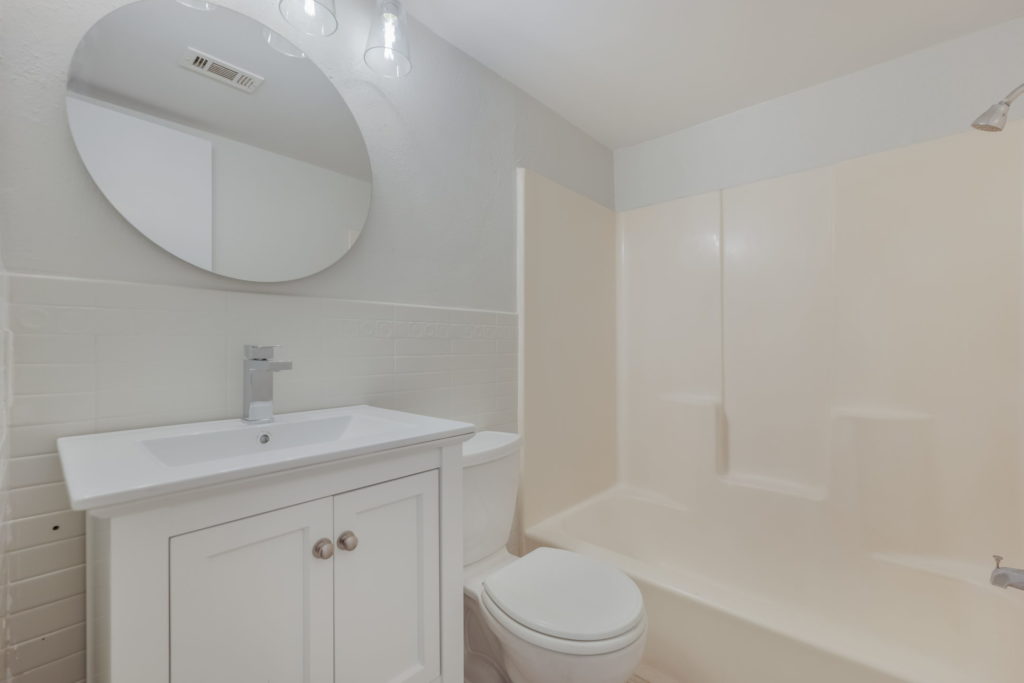 Austin bathroom updates by Curbio. Pre-listing home improvements increase home value.