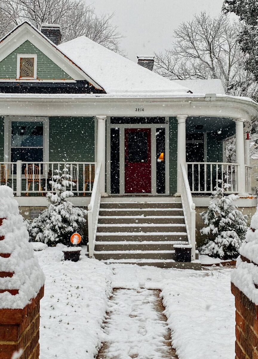 8 Tips for Selling Your Home in the Winter 