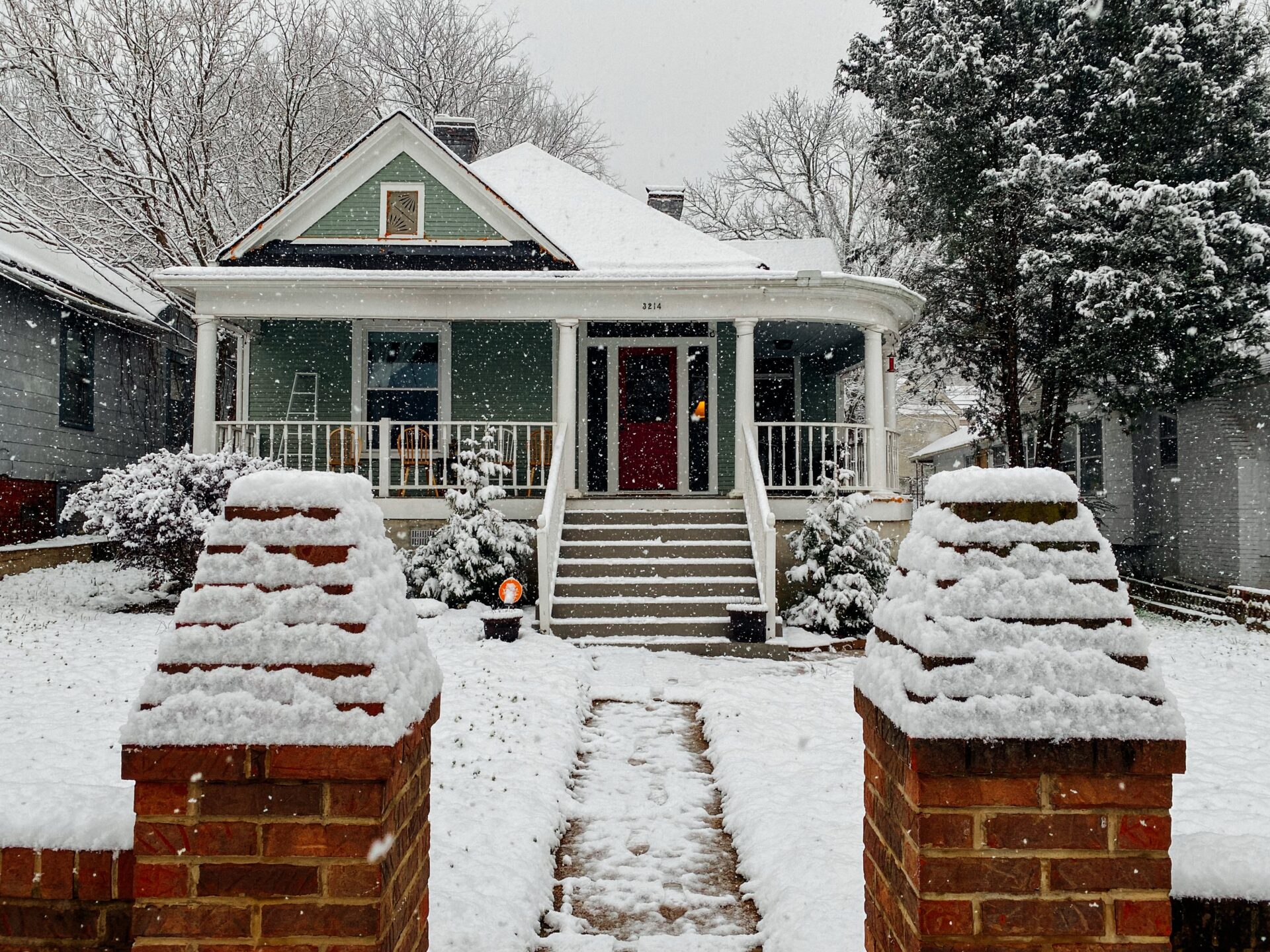 8 Tips for Selling Your Home in the Winter 